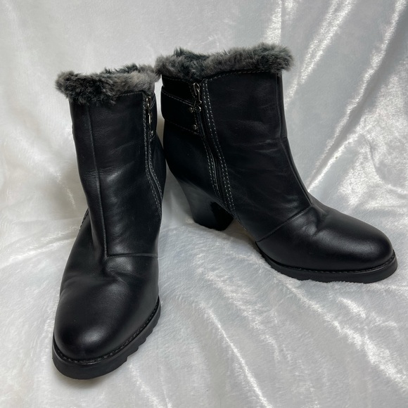 Brilliant Woman’s Waterproof Leather Ankle Heeled Boots - Picture 6 of 16